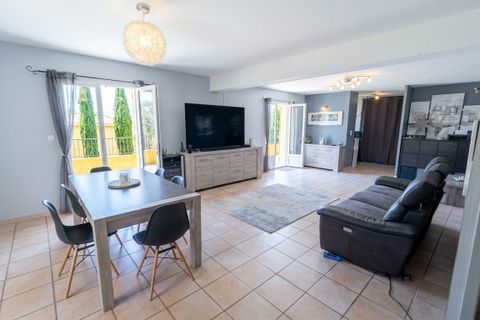 Villa a Lauris, Vaucluse, Lauris - € 467.000 | Ref: fr041704 - foto 6