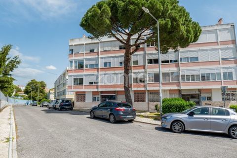 Lejlighed i Queluz, Lisbon, Queluz - € 279.000 | Ref: ZMPT588124 - foto 2
