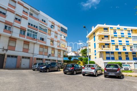 Lejlighed i Queluz, Lisbon, Queluz - € 279.000 | Ref: ZMPT588124 - foto 9