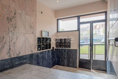 Lejlighed i Queluz, Lisbon, Queluz - € 279.000 | Ref: ZMPT588124 - foto 11