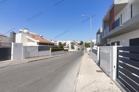 Villa a Laranjeiro, Setubal, Laranjeiro - € 695.000 | Ref: 26070 - foto 22