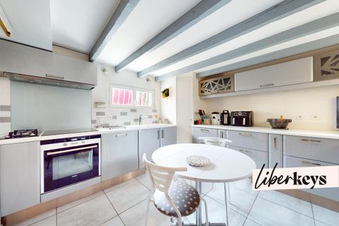 Villa a Gagny, Seine-Saint-Denis, Gagny - € 429.000 | Ref: DOM28358 - foto 7