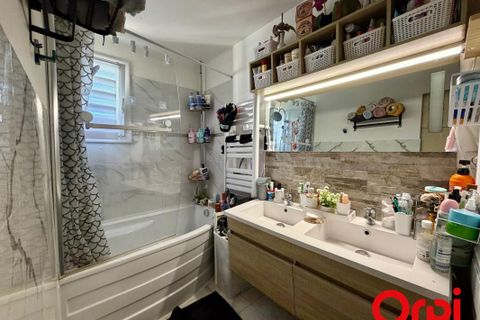 Leilighet i Marseille, Bouches-du-Rhone, Marseille - € 220 000 | Ref: 917U-DIL-8N9 - foto 14