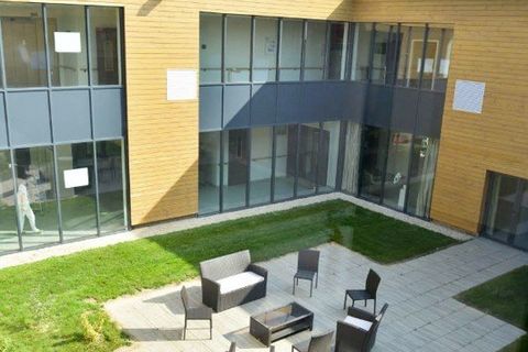 Erhvervsejendom i Macon, Saone-et-Loire, Macon - € 94.000 | Ref: 0DA6E358A8894316 - foto 8