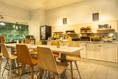 Erhvervsejendom i Tours, Indre-et-Loire, Tours - € 78.000 | Ref: D83033A37C09473B - foto 8
