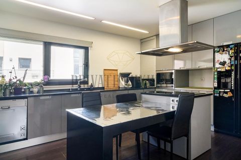 Villa a Oeiras, Lisbon, Oeiras - € 1.250.000 | Ref: 9202 - foto 8