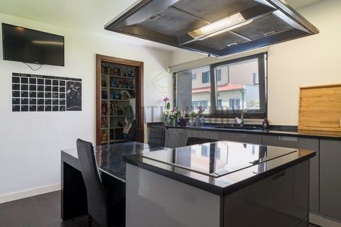Villa a Oeiras, Lisbon, Oeiras - € 1.250.000 | Ref: 9202 - foto 9