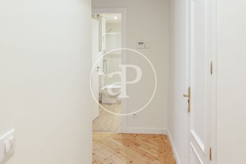 Apartament a Madrid, Madrid, Madrid - € 2.800/mes | Ref: AM2606026 - foto 25