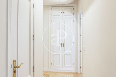 Apartament a Madrid, Madrid, Madrid - € 2.800/mes | Ref: AM2606026 - foto 26