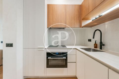 Apartament a Madrid, Madrid, Madrid - € 1.650/mes | Ref: AM2606027 - foto 18