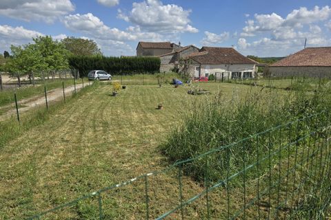Landsbyhus i Verteuil-sur-Charente, Charente, Verteuil-sur-Charente - € 145.000 | Ref: BVI85318 - foto 2