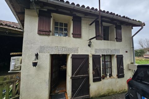 Landsbyhus i Saulgond, Charente, Saulgond - € 56.000 | Ref: BVI84539 - foto 1