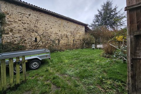 Landsbyhus i Saulgond, Charente, Saulgond - € 56.000 | Ref: BVI84539 - foto 11