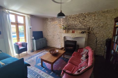 Landsbyhus i Civray, Vienne, Civray - € 178.200 | Ref: BVI84487 - foto 3