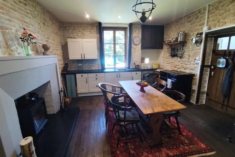Landsbyhus i Civray, Vienne, Civray - € 178.200 | Ref: BVI84487 - foto 6