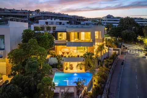 Villa a Estepona, Malaga, Estepona - € 2.750.000 | Ref: HFMs710119 - foto 32