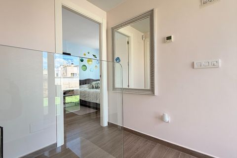 Villa a Torrevieja, Alicante, Torrevieja - € 559.000 | Ref: 35884 - foto 27