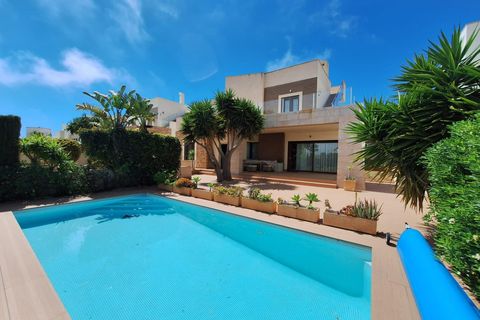 Villa a Torrevieja, Alicante, Torrevieja - € 850.000 | Ref: 35835 - foto 2