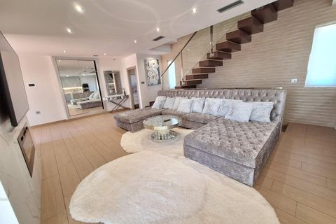 Villa a Torrevieja, Alicante, Torrevieja - € 850.000 | Ref: 35835 - foto 17