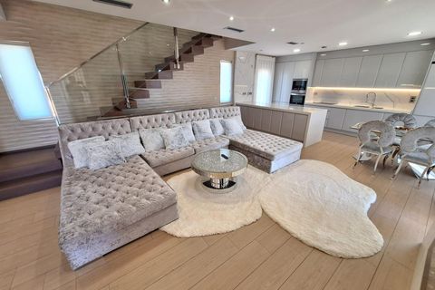 Villa a Torrevieja, Alicante, Torrevieja - € 850.000 | Ref: 35835 - foto 18