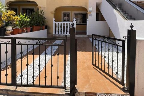 Bungalou a Torrevieja, Alicante, Torrevieja - € 139.900 | Ref: 35749 - foto 3