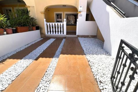 Bungalou a Torrevieja, Alicante, Torrevieja - € 139.900 | Ref: 35749 - foto 4