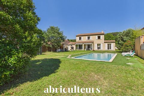 Villa i Saint-Chamas, Bouches-du-Rhone, Saint-Chamas - € 540.000 | Ref: MRVM050612413250 - foto 1