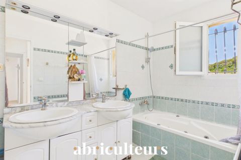 Villa i Saint-Chamas, Bouches-du-Rhone, Saint-Chamas - € 540.000 | Ref: MRVM050612413250 - foto 15