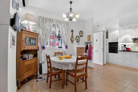 Rækkehus i La Torreta, Alicante, La Torreta - € 175.000 | Ref: B-Z1053 - foto 10
