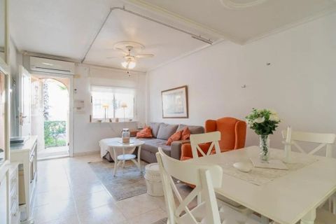 Byhus i Playa Flamenca, Alicante, Playa Flamenca - € 195.000 | Ref: THK3-4498-5132 - foto 7