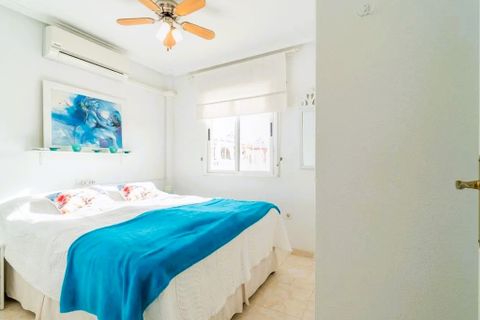 Byhus i Playa Flamenca, Alicante, Playa Flamenca - € 195.000 | Ref: THK3-4498-5132 - foto 17