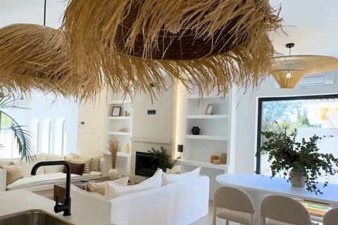 Villa i Torremolinos, Malaga, Torremolinos - € 1.495.000 | Ref: R-Ibiza  - foto 2