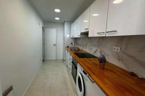 Lejlighed i Amadora, Lisbon, Amadora - € 265.000 | Ref: C0221-03896 - foto 2