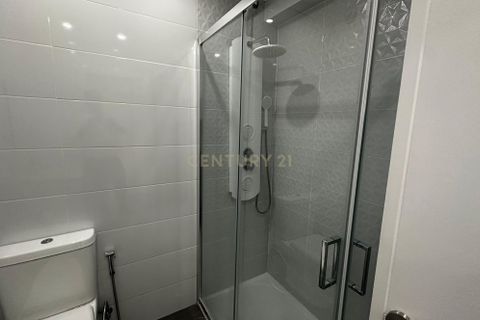 Lejlighed i Amadora, Lisbon, Amadora - € 265.000 | Ref: C0221-03896 - foto 11