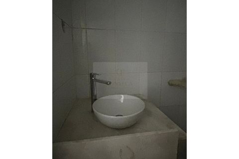 Villa i Porto, Porto, Porto - € 135.000 | Ref: MORADIA_CASA3 - foto 12