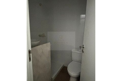 Villa i Porto, Porto, Porto - € 135.000 | Ref: MORADIA_CASA3 - foto 13