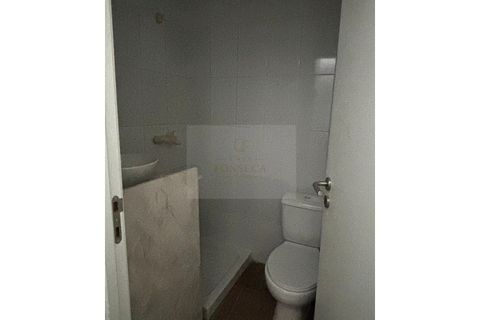 Villa i Porto, Porto, Porto - € 135.000 | Ref: MORADIA_CASA3 - foto 19