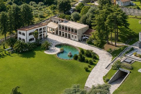 Villa i Ossuccio, Como, Ossuccio - € 13.500.000 | Ref: CBI154-3138-115 - foto 3