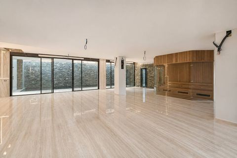 Villa i Ossuccio, Como, Ossuccio - € 13.500.000 | Ref: CBI154-3138-115 - foto 18
