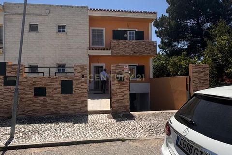 Villa i Setubal, Setubal, Setubal - € 575.000 | Ref: C0237-03837 - foto 2