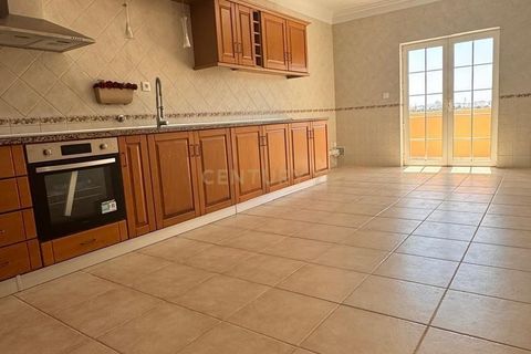 Villa i Setubal, Setubal, Setubal - € 575.000 | Ref: C0237-03837 - foto 11