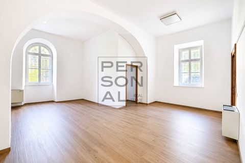 Wohnung in Rovereto, Trento, Rovereto - € 490.000 | Ref: I-825 - Foto 2