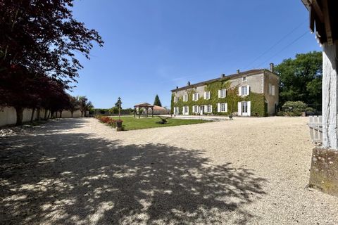 Villa a Aigre, Charente, Aigre - € 780.000 | Ref: 46_JLY-0026330 - foto 23