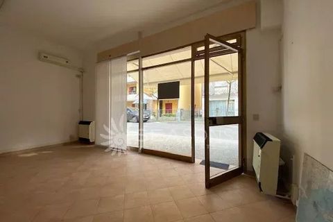 L'establiment comercial a Caorle, Venice, Caorle - € 750/mes | Ref: GBcom06 - foto 5