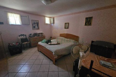 Villa i Calvi Risorta, Caserta, Calvi Risorta - € 50 000 | Ref: 50000calvi - foto 17