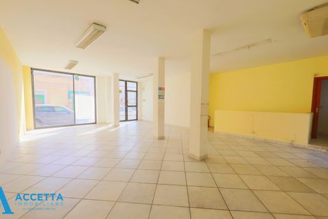 Erhvervsejendom i Taranto, Taranto, Taranto - € 145.000 | Ref: 145 - foto 1