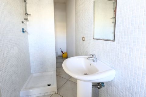 Erhvervsejendom i Taranto, Taranto, Taranto - € 145.000 | Ref: 145 - foto 8