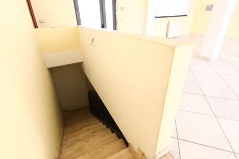 Erhvervsejendom i Taranto, Taranto, Taranto - € 145.000 | Ref: 145 - foto 10