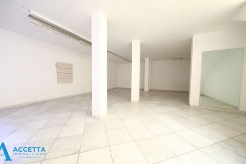 Erhvervsejendom i Taranto, Taranto, Taranto - € 145.000 | Ref: 145 - foto 14
