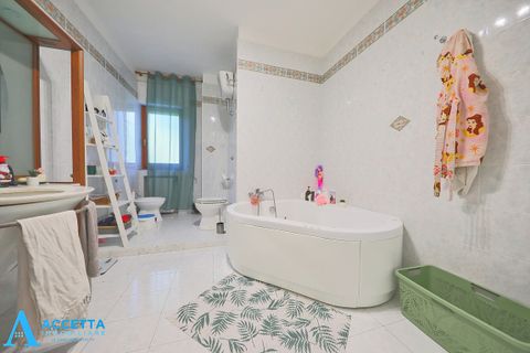 Lejlighed i Taranto, Taranto, Taranto - € 288.000 | Ref: 28801 - foto 13
